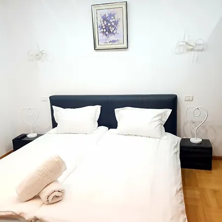 Luxury Ferdinand 2 * Boekarest